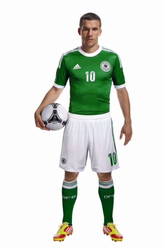 Podolski_Away